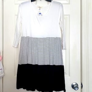 Short sleeve dress